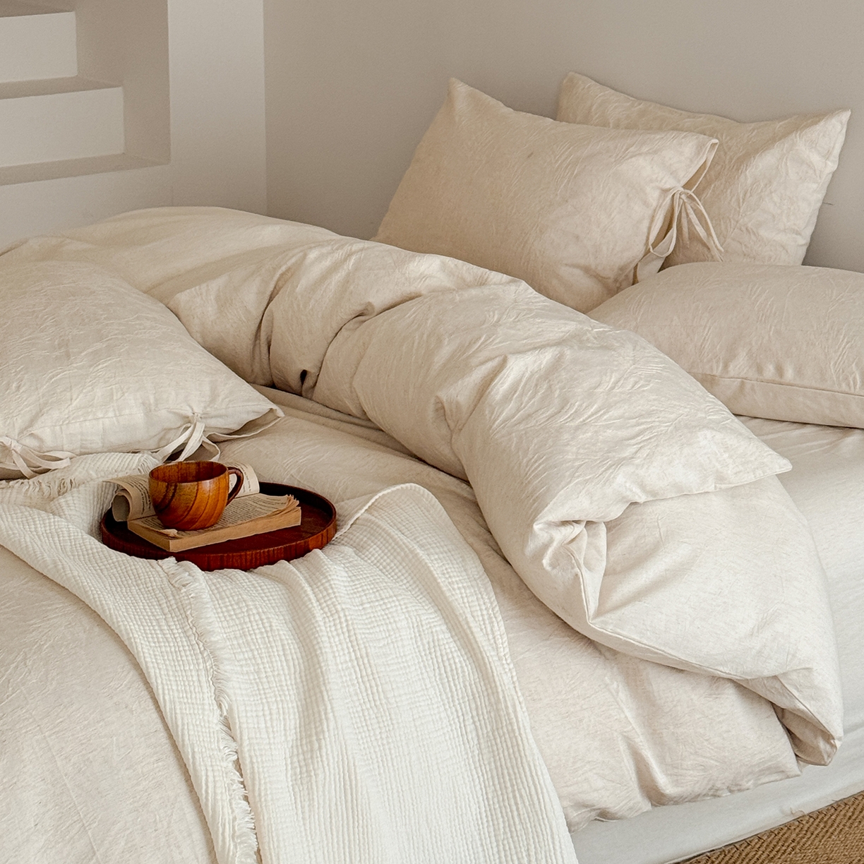 91家纺网 家纺一手货源 找家纺 （总）极简 2026新款全棉亚麻浮雕提花四件套-场景二（控价：小号195标准295加大313）