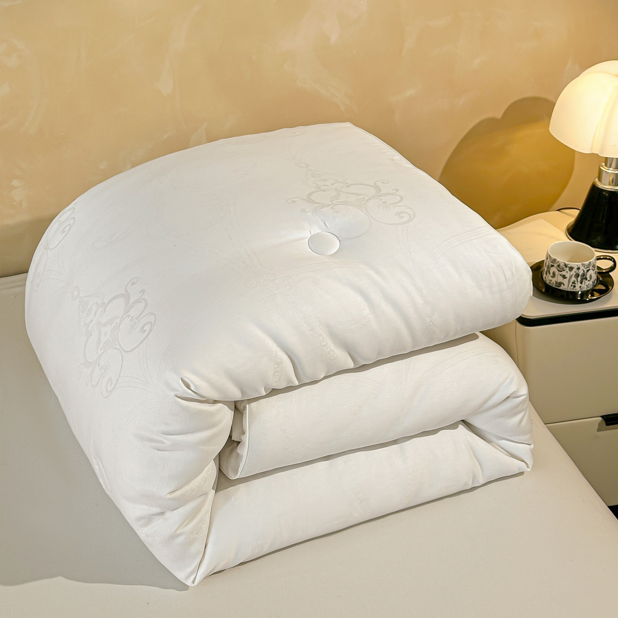 91家纺网 家纺一手货源 找家纺 壹张床 2025新款全棉40支大提花大豆被保暖冬被家用被子被芯春秋被冬被学生被 雅芙-白