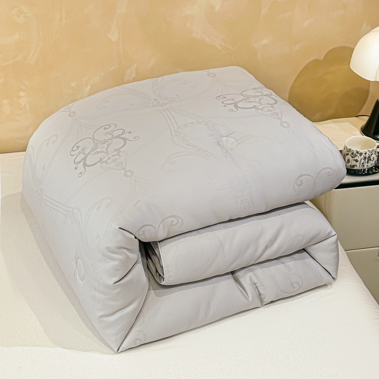 91家纺网 家纺一手货源 找家纺 壹张床 2025新款全棉40支大提花大豆被保暖冬被家用被子被芯春秋被冬被学生被 雅芙-灰