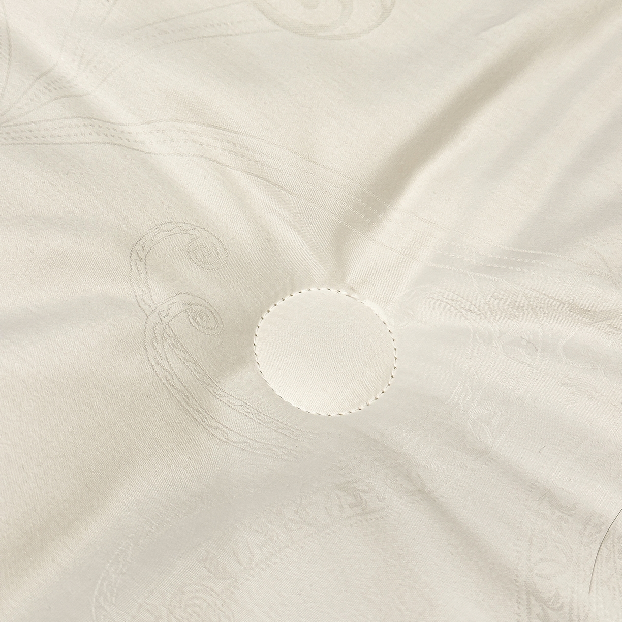 91家纺网 家纺一手货源 找家纺 壹张床 2025新款全棉40支大提花大豆被保暖冬被家用被子被芯春秋被冬被学生被 雅芙-白