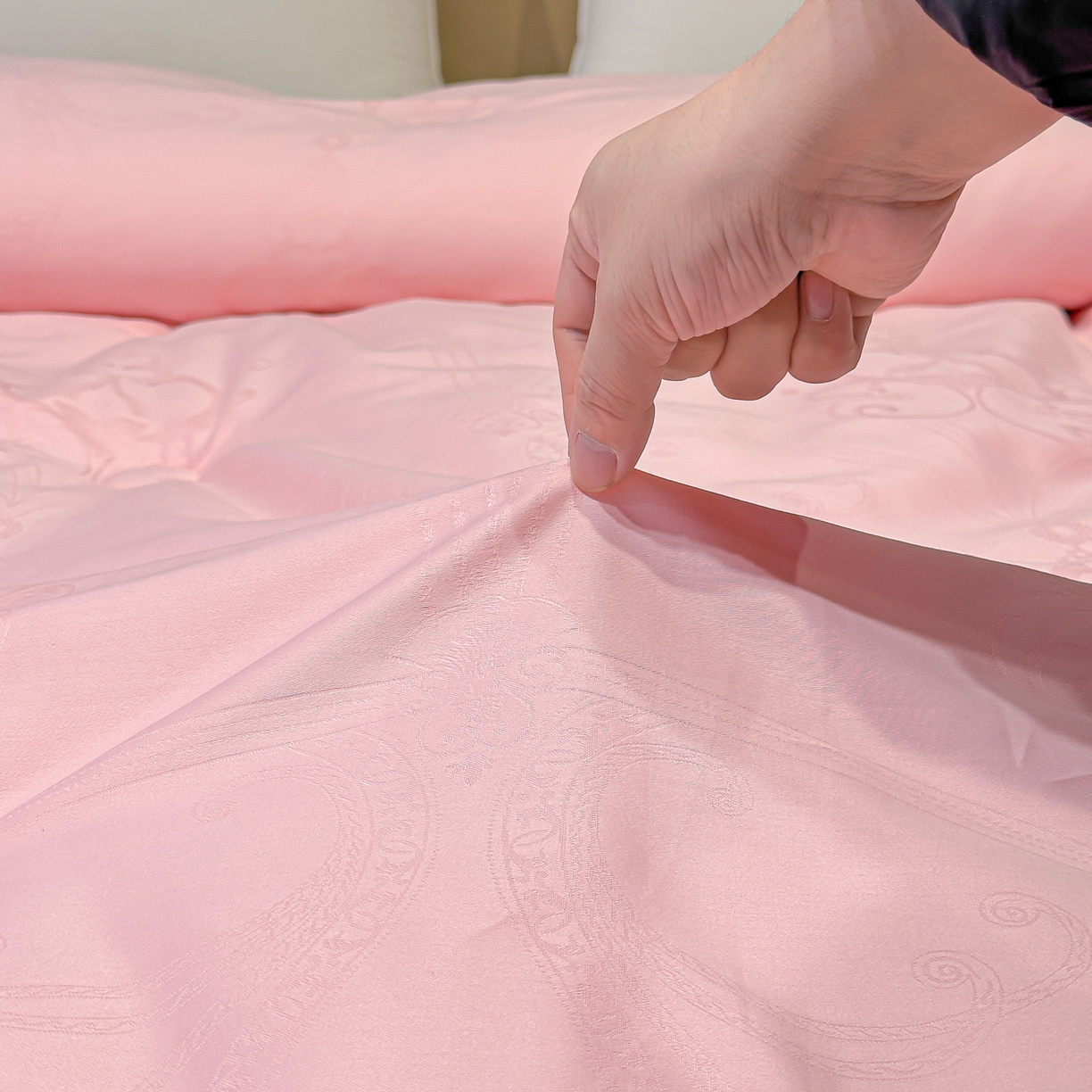 91家纺网 家纺一手货源 找家纺 壹张床 2025新款全棉40支大提花大豆被保暖冬被家用被子被芯春秋被冬被学生被 雅芙-玉