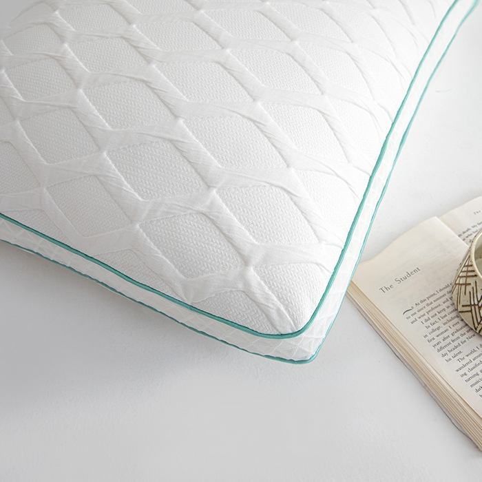 91家纺网 家纺一手货源 找家纺 （总）仁宇枕业 2025新款新品3D透气针织羽丝绒舒适枕头枕芯