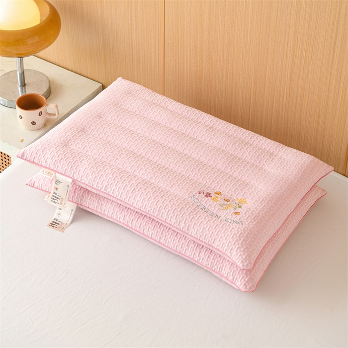 91家纺网 家纺一手货源 找家纺 仁宇枕业 2025新款新品彩色针织棉低枕头枕芯 针织棉低枕小香豆-粉色