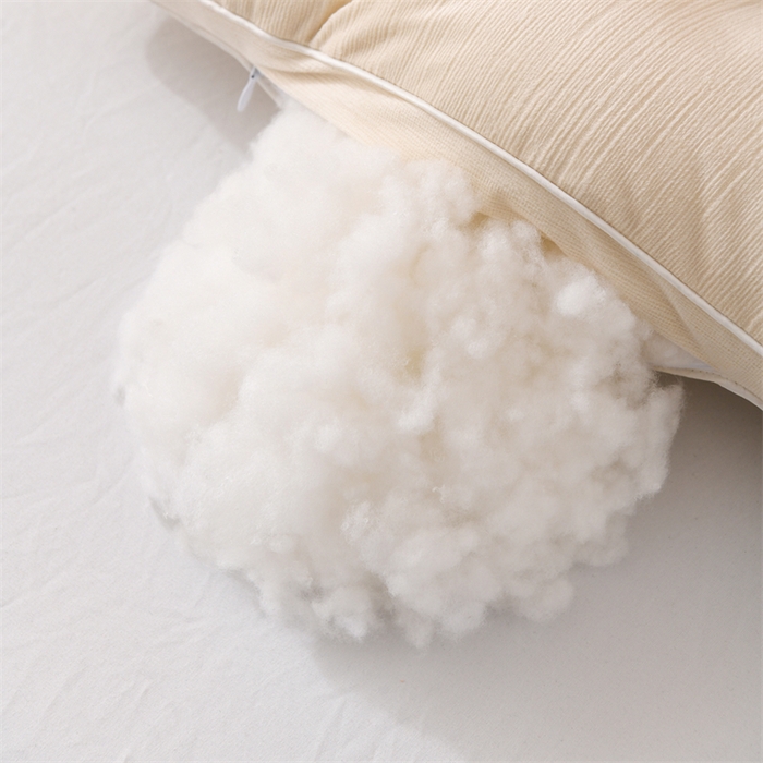 91家纺网 家纺一手货源 找家纺 仁宇枕业 2025新款新品摩卡布兰奇剪花绒低枕头枕芯 摩卡布兰奇剪花绒-打坐熊米色