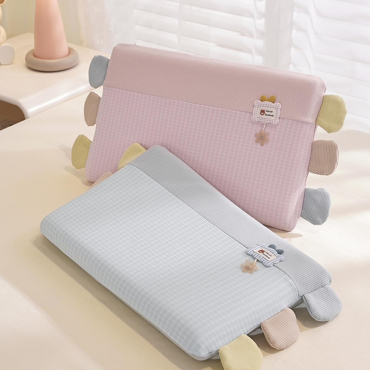 91家纺网 家纺一手货源 找家纺 仁宇枕业 2025新款新品亲肤暖绒礼物熊儿童安抚记忆枕头枕芯 组合图