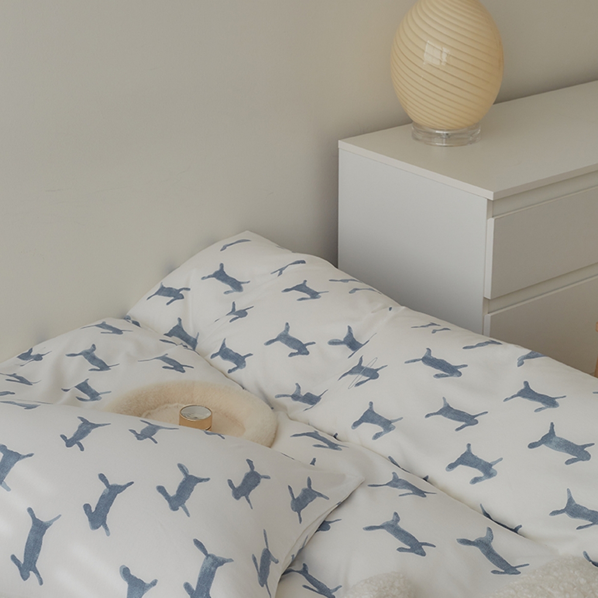 91家纺网 家纺一手货源 找家纺 爱丽丝 2026新款全棉针织四件套 奔奔兔-蓝