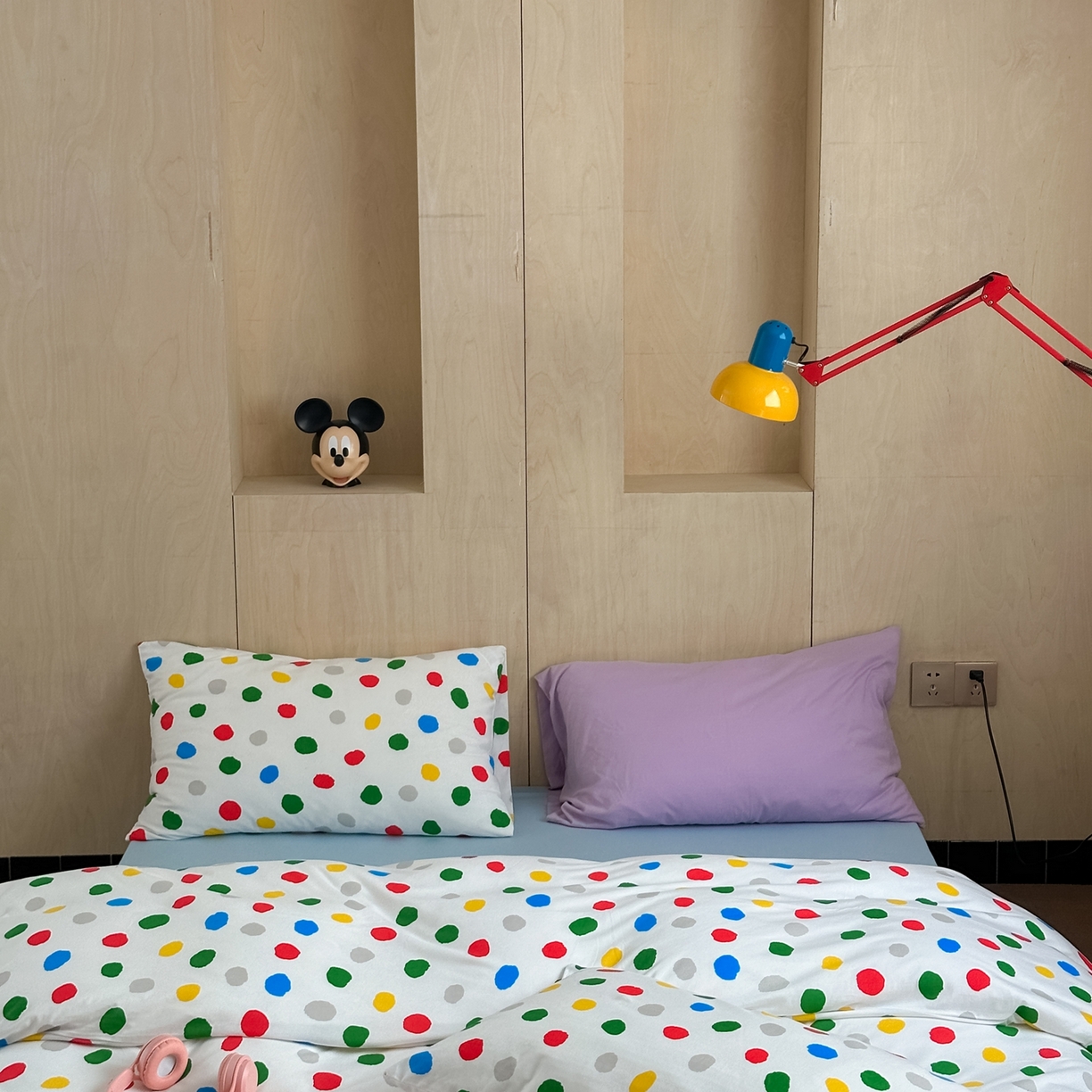 91家纺网 家纺一手货源 找家纺 爱丽丝 2026新款全棉针织四件套 彩色波点