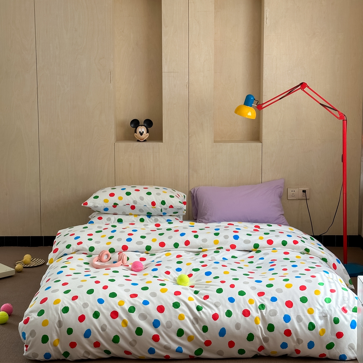 91家纺网 家纺一手货源 找家纺 爱丽丝 2026新款全棉针织四件套 彩色波点