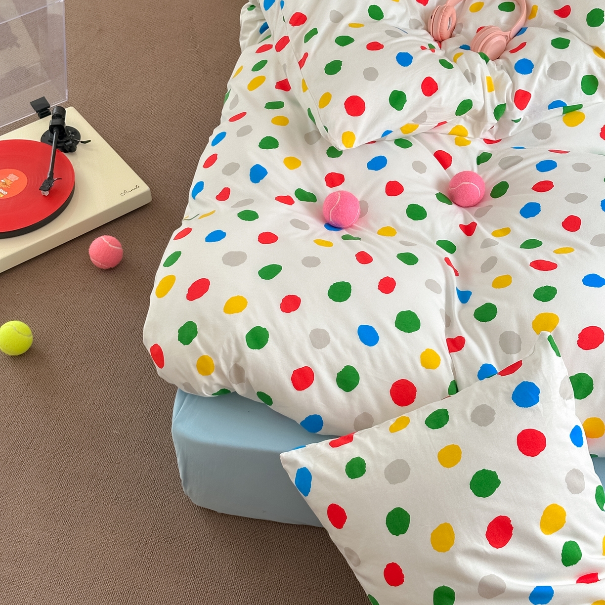 91家纺网 家纺一手货源 找家纺 爱丽丝 2026新款全棉针织四件套 彩色波点