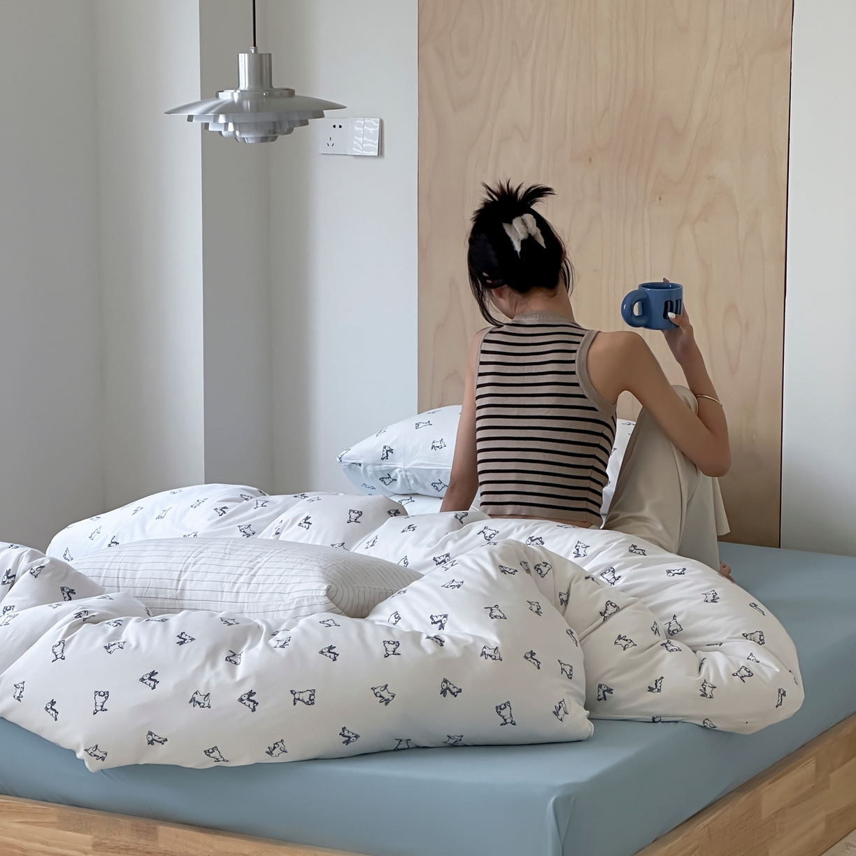 91家纺网 家纺一手货源 找家纺 爱丽丝 2026新款全棉针织四件套 屁屁兔