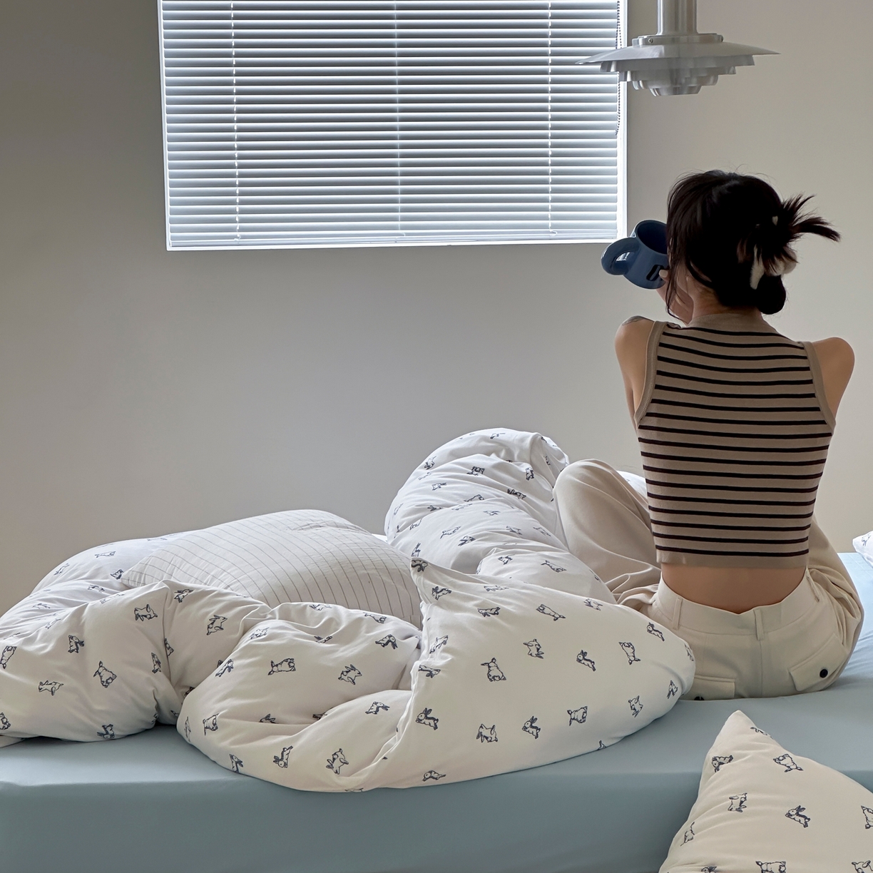 91家纺网 家纺一手货源 找家纺 爱丽丝 2026新款全棉针织四件套 屁屁兔