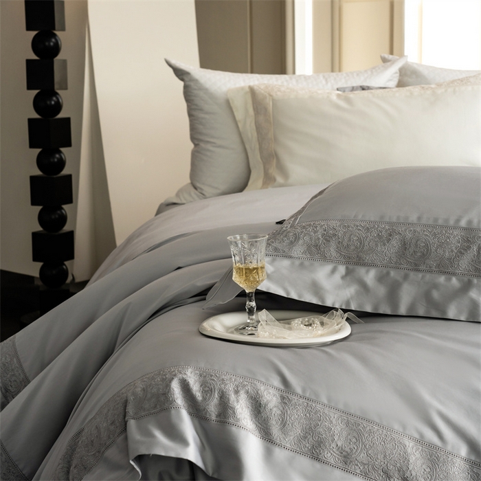 91家纺网 家纺一手货源 找家纺 馨蕊家居 2025秋冬新品超细旦磨毛高奢系列四件套-兰芙 兰芙-高级灰