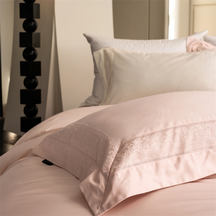 91家纺网 家纺一手货源 找家纺 馨蕊家居 2025秋冬新品超细旦磨毛高奢系列四件套-兰芙 兰芙-蔷薇粉