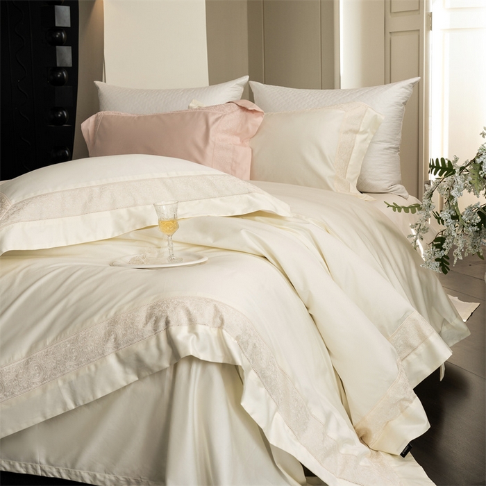 91家纺网 家纺一手货源 找家纺 馨蕊家居 2025秋冬新品超细旦磨毛高奢系列四件套-兰芙 兰芙-月光白