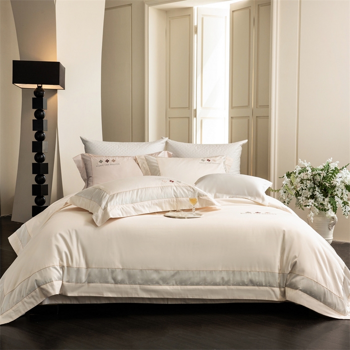 91家纺网 家纺一手货源 找家纺 （总）馨蕊家居 2025秋冬新品超细旦磨毛高奢系列四件套-知禾