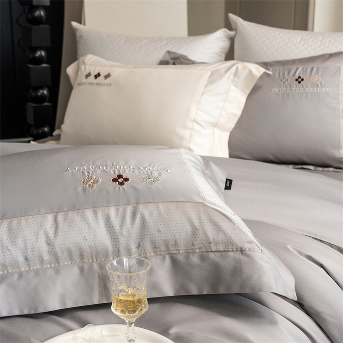 91家纺网 家纺一手货源 找家纺 （总）馨蕊家居 2025秋冬新品超细旦磨毛高奢系列四件套-知禾