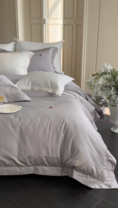 91家纺网 家纺一手货源 找家纺 馨蕊家居 2025秋冬新品超细旦磨毛高奢系列四件套-知禾 知禾-高级灰