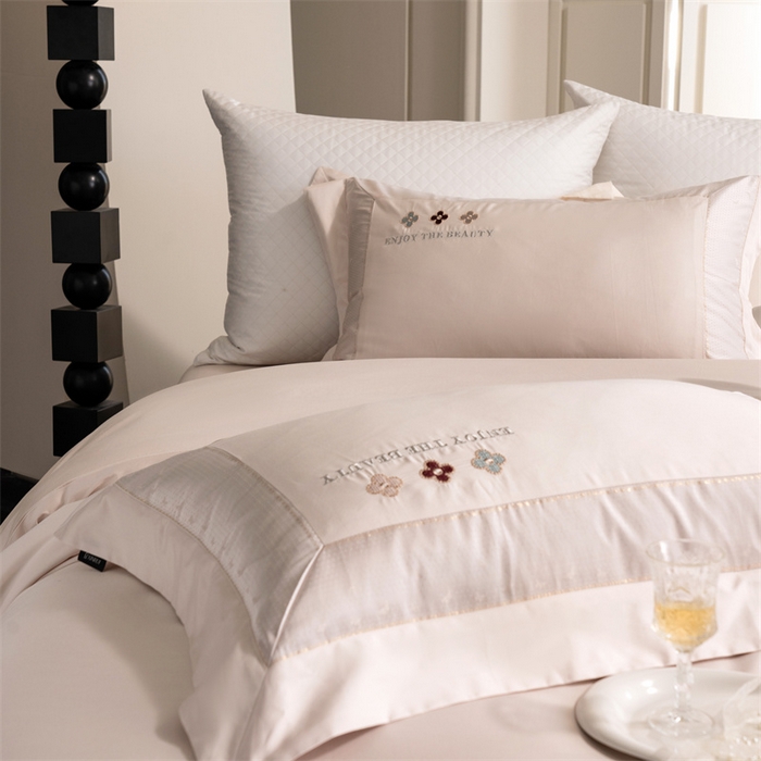 91家纺网 家纺一手货源 找家纺 馨蕊家居 2025秋冬新品超细旦磨毛高奢系列四件套-知禾 知禾-蔷薇粉