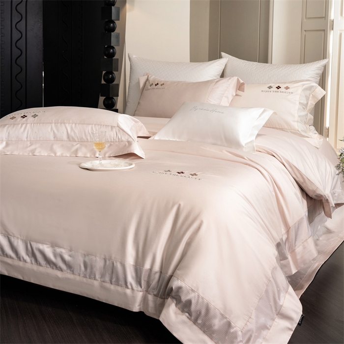 91家纺网 家纺一手货源 找家纺 馨蕊家居 2025秋冬新品超细旦磨毛高奢系列四件套-知禾 知禾-蔷薇粉