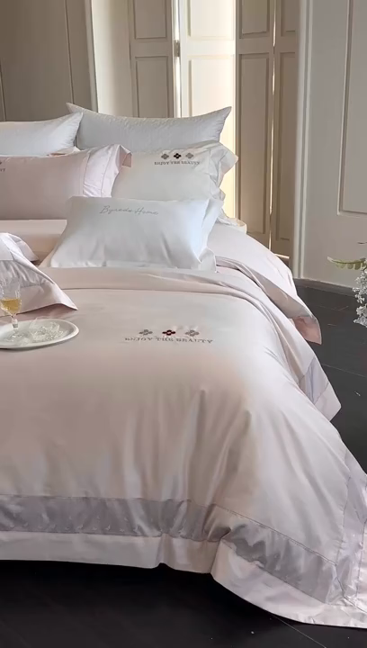 91家纺网 家纺一手货源 找家纺 馨蕊家居 2025秋冬新品超细旦磨毛高奢系列四件套-知禾 知禾-蔷薇粉