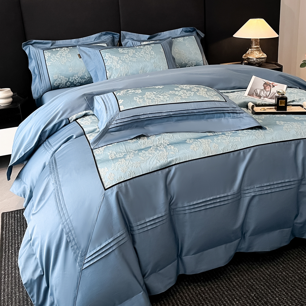 91家纺网 家纺一手货源 找家纺 置顶家纺 2025新款洛神系列亲肤提花拼角压框四件套 洛神-碧蓝