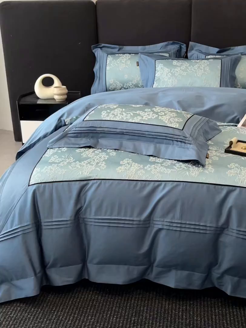 91家纺网 家纺一手货源 找家纺 置顶家纺 2025新款洛神系列亲肤提花拼角压框四件套 洛神-碧蓝