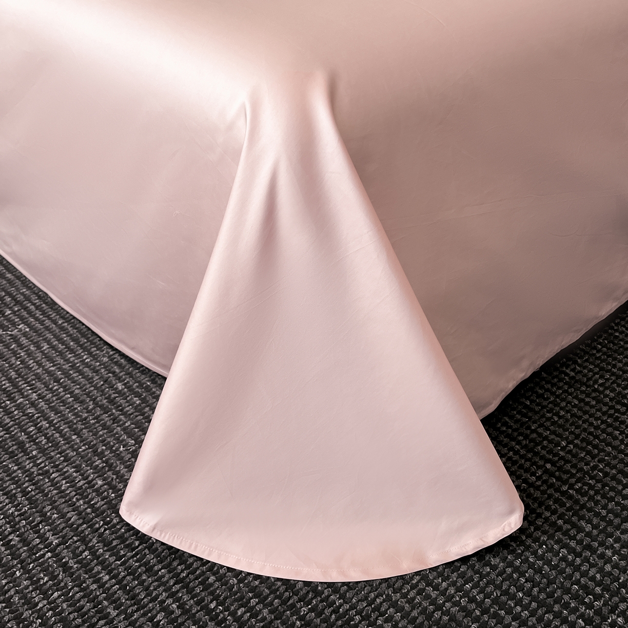 91家纺网 家纺一手货源 找家纺 置顶家纺 2025新款洛神系列亲肤提花拼角压框四件套 洛神-豆沙紫