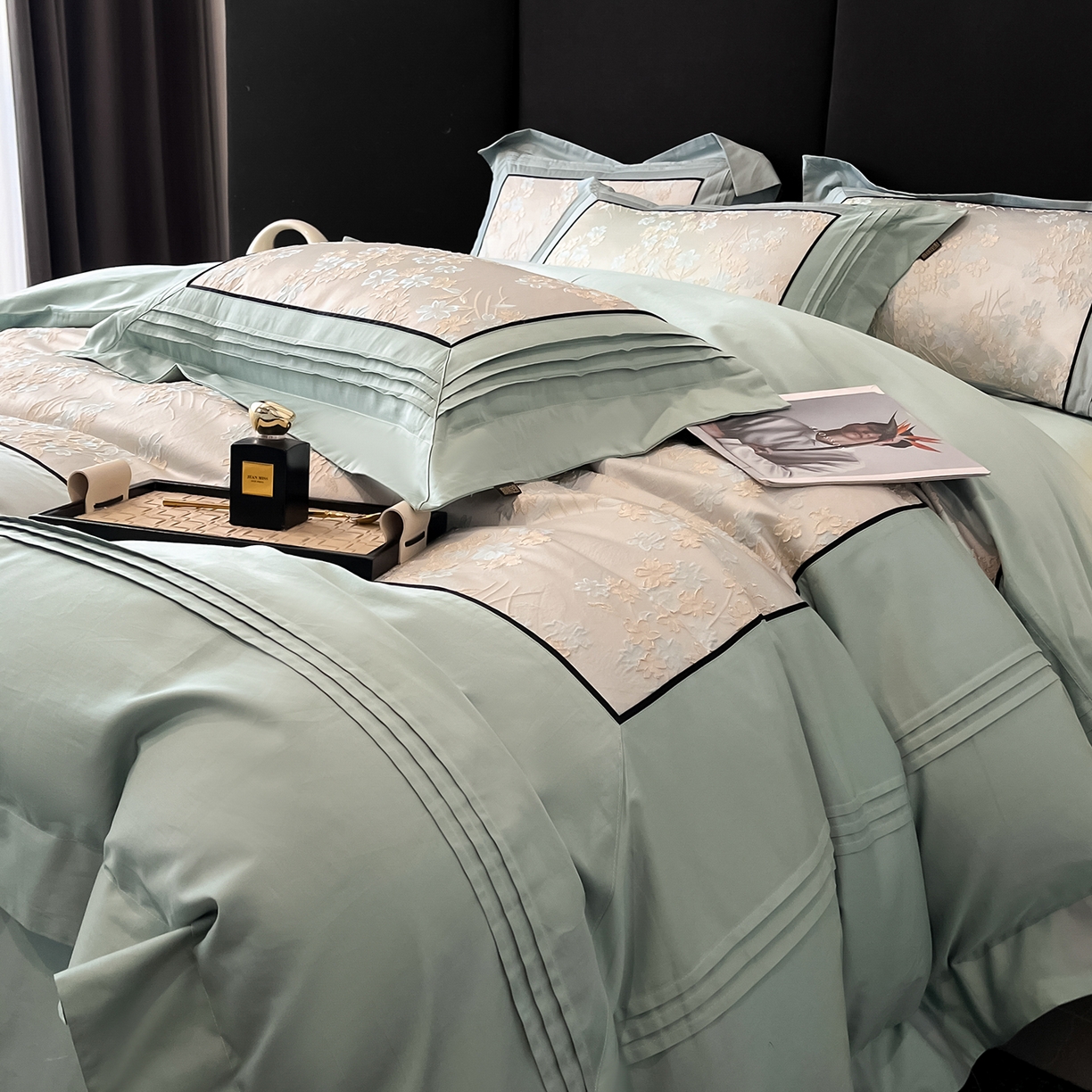 91家纺网 家纺一手货源 找家纺 置顶家纺 2025新款洛神系列亲肤提花拼角压框四件套 洛神-梵星蓝