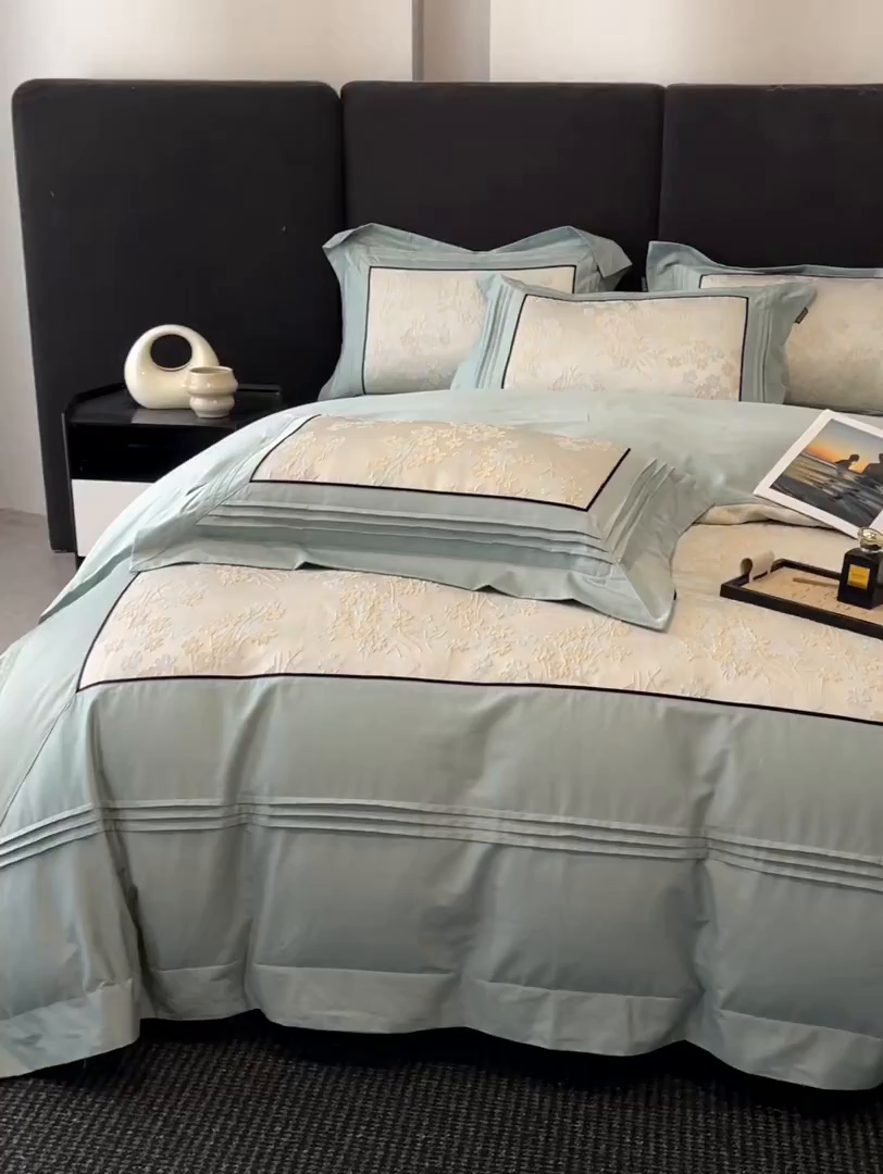 91家纺网 家纺一手货源 找家纺 置顶家纺 2025新款洛神系列亲肤提花拼角压框四件套 洛神-梵星蓝