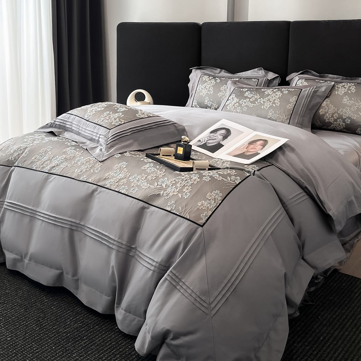 91家纺网 家纺一手货源 找家纺 置顶家纺 2025新款洛神系列亲肤提花拼角压框四件套 洛神-高级灰