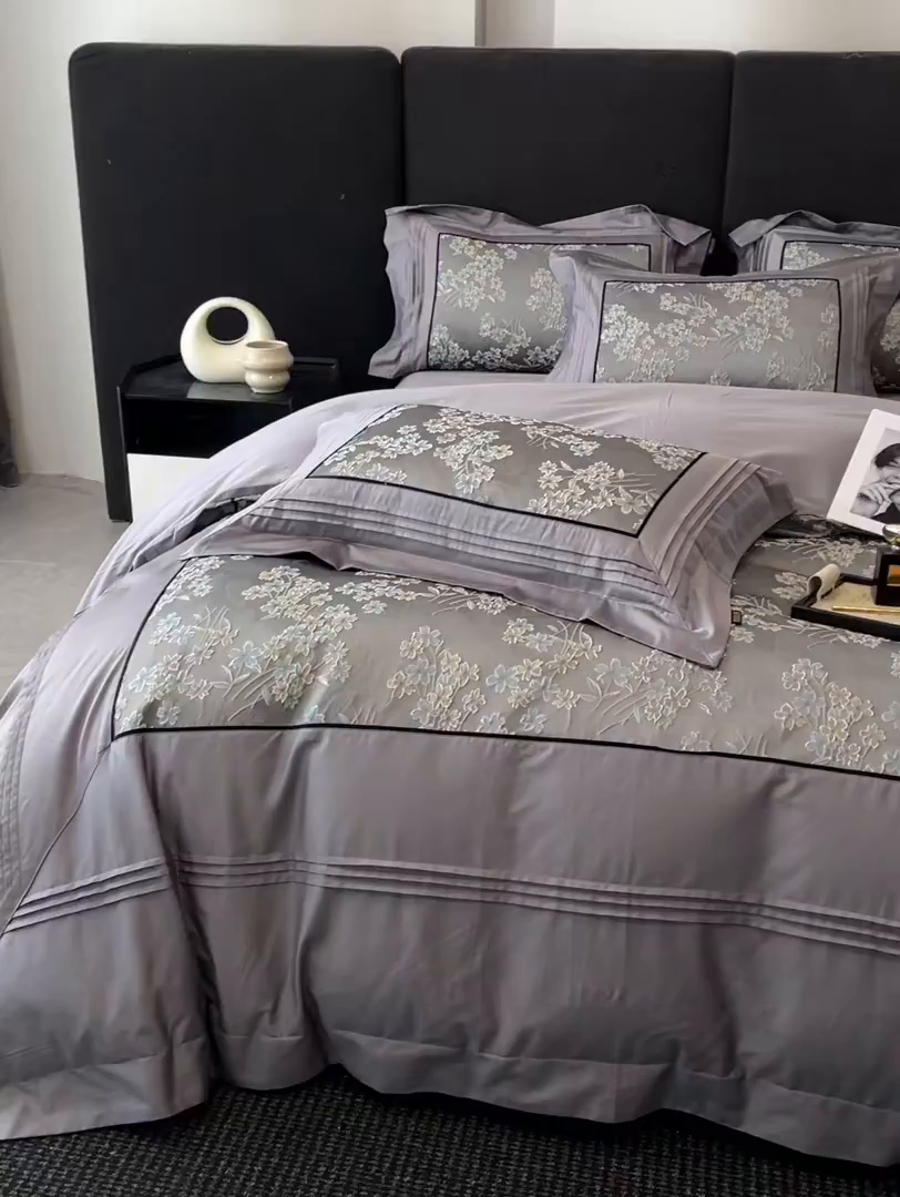 91家纺网 家纺一手货源 找家纺 置顶家纺 2025新款洛神系列亲肤提花拼角压框四件套 洛神-高级灰