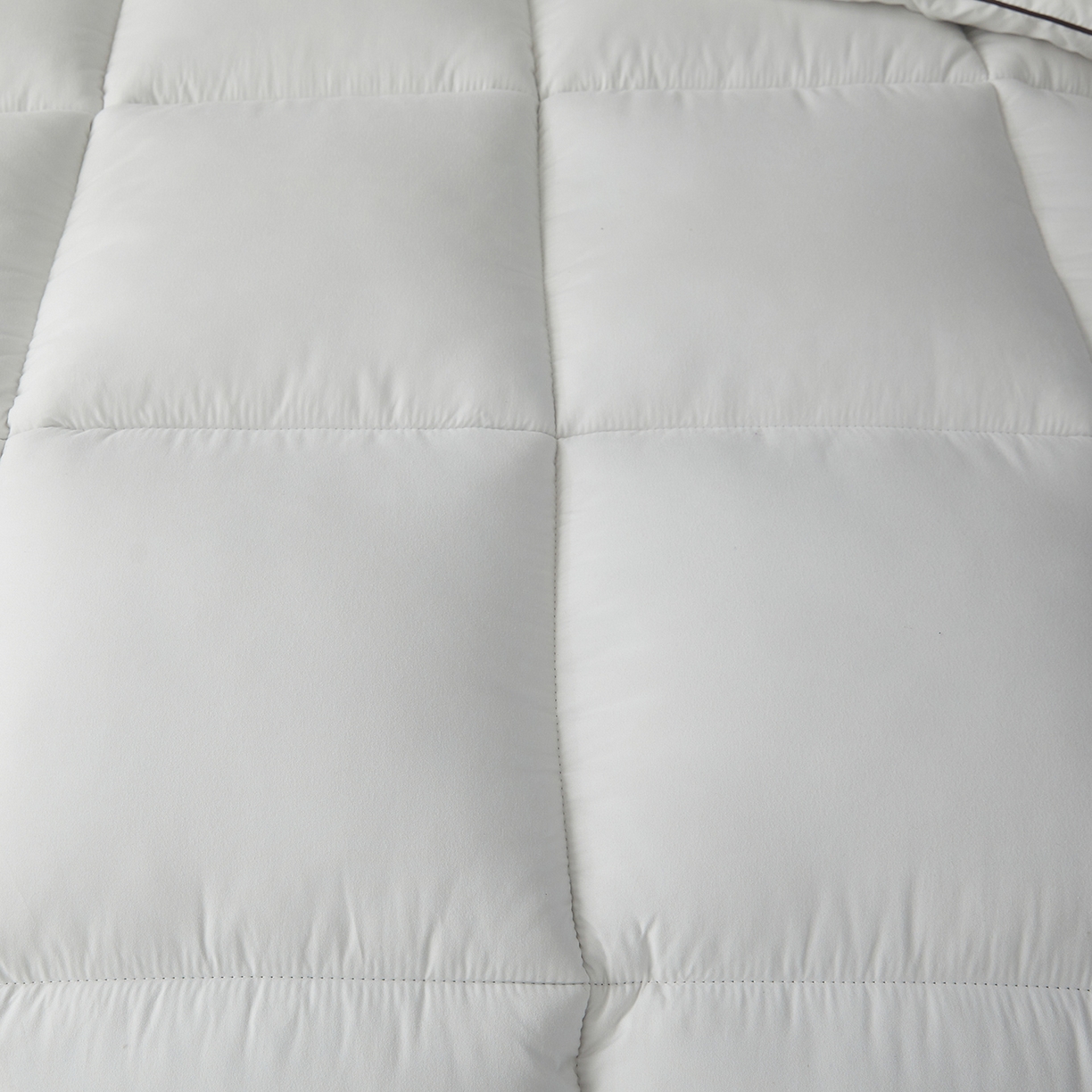 91家纺网 家纺一手货源 找家纺 雅颂缘 2026新款爆款酒店同款羽丝绒被子加厚冬被羽丝绒被芯 白色