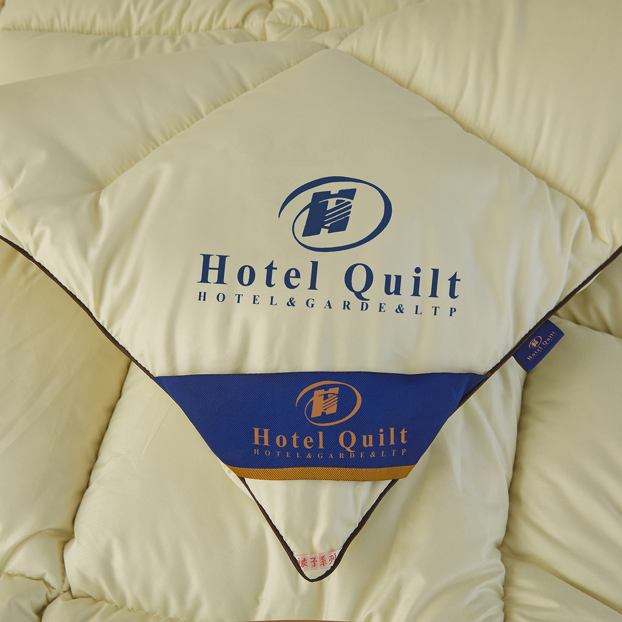 91家纺网 家纺一手货源 找家纺 雅颂缘 2026新款爆款酒店同款羽丝绒被子加厚冬被羽丝绒被芯 米黄色