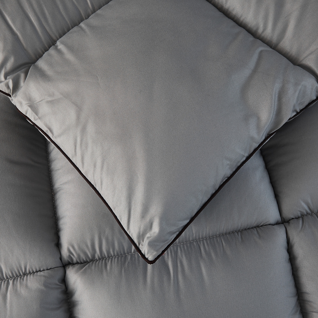 91家纺网 家纺一手货源 找家纺 雅颂缘 2026新款爆款酒店同款羽丝绒被子加厚冬被羽丝绒被芯 灰色