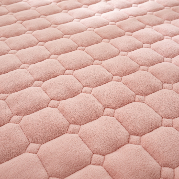 91家纺网 家纺一手货源 找家纺 女子家纺 2025新款全消光牛奶绒床垫 浅豆沙