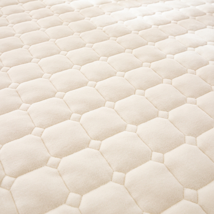 91家纺网 家纺一手货源 找家纺 女子家纺 2025新款全消光牛奶绒床垫 奶油白