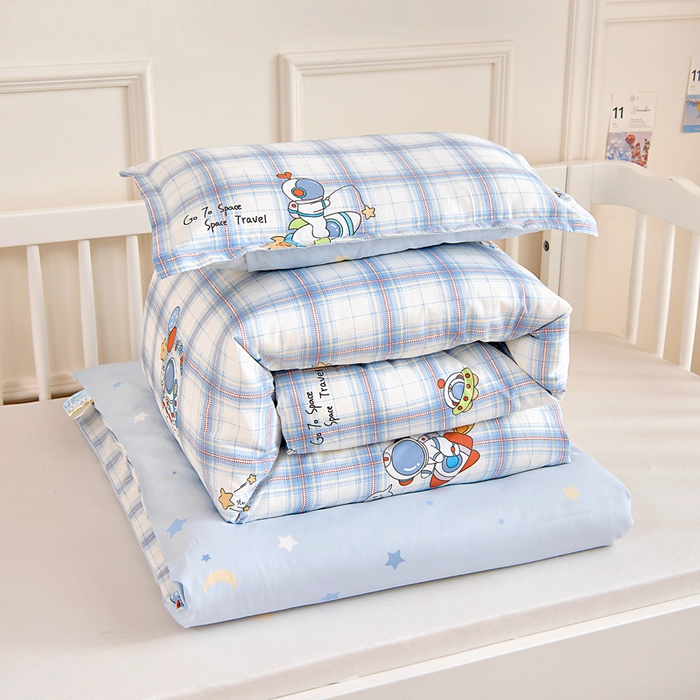 91家纺网 家纺一手货源 找家纺 芭伯妮 2026新款全棉AB版幼儿园三件套宝宝午睡被子六件套儿童被套多件套（第一批） 宇航星梦