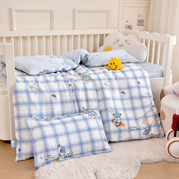 91家纺网 家纺一手货源 找家纺 芭伯妮 2026新款全棉AB版幼儿园三件套宝宝午睡被子六件套儿童被套多件套（第一批） 宇航星梦