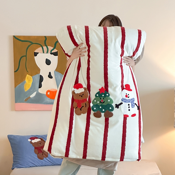 桃子家居 2025新款A类毛巾绣立体数码印花可爱卡通圣诞印加绣加厚牛奶绒系列四件套 绒印加绣-条纹圣诞快乐