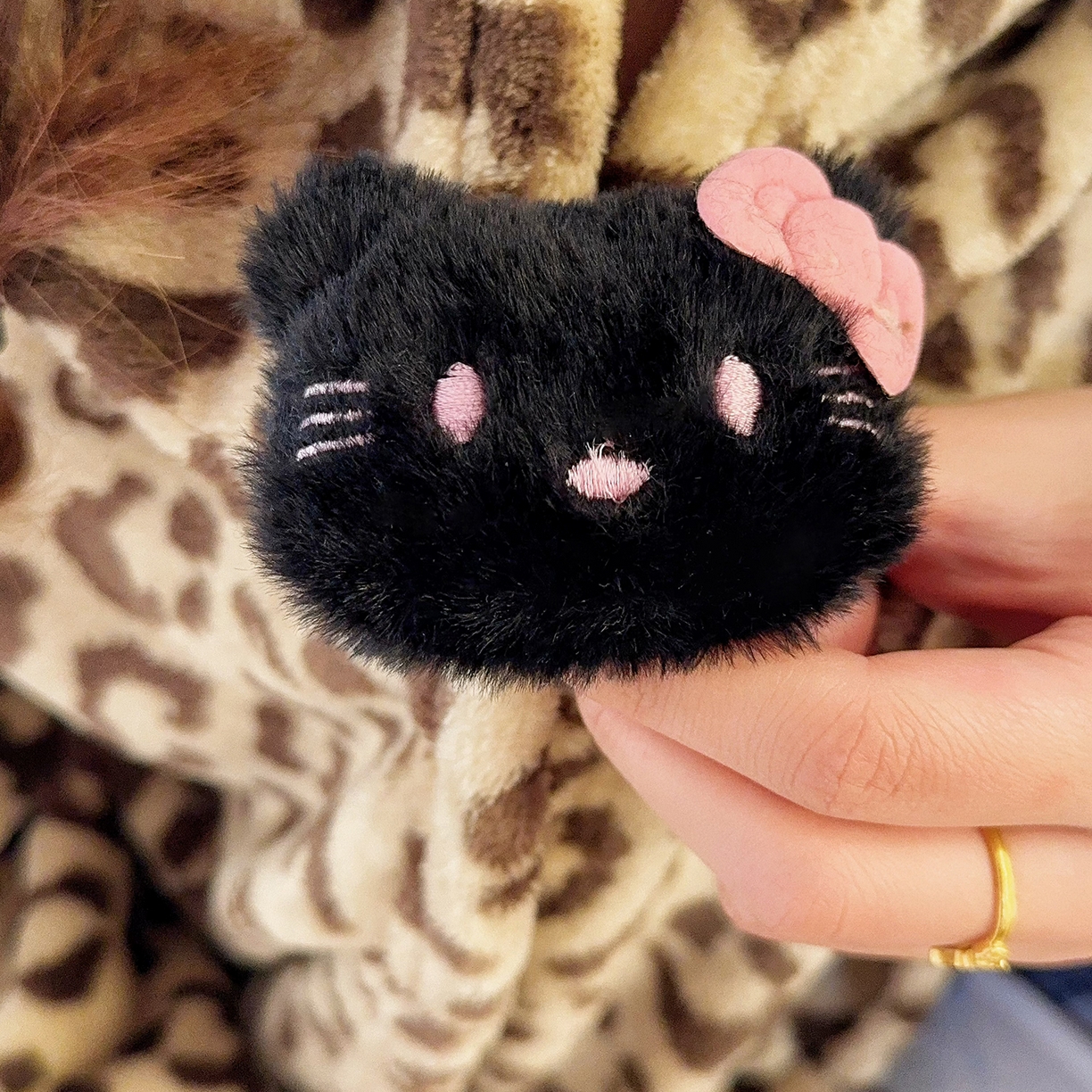 91家纺网 家纺一手货源 找家纺 兜米家居 2026新款四季款豹纹披肩毯毛毯法兰绒毯子 豹纹咖