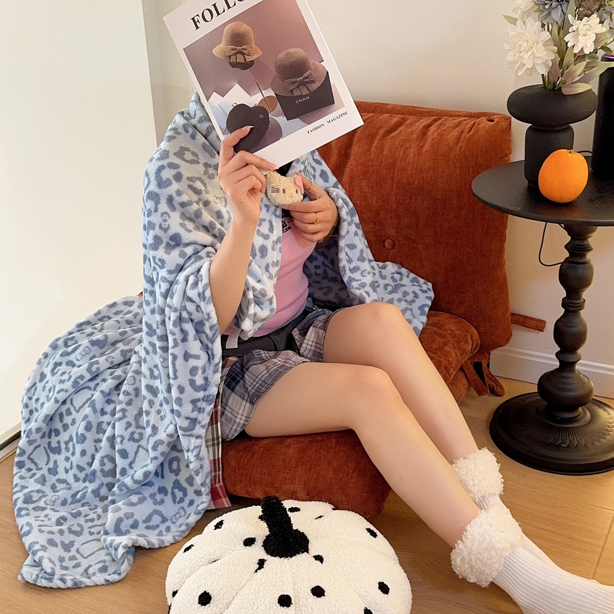 91家纺网 家纺一手货源 找家纺 兜米家居 2026新款四季款豹纹披肩毯毛毯法兰绒毯子 豹纹蓝