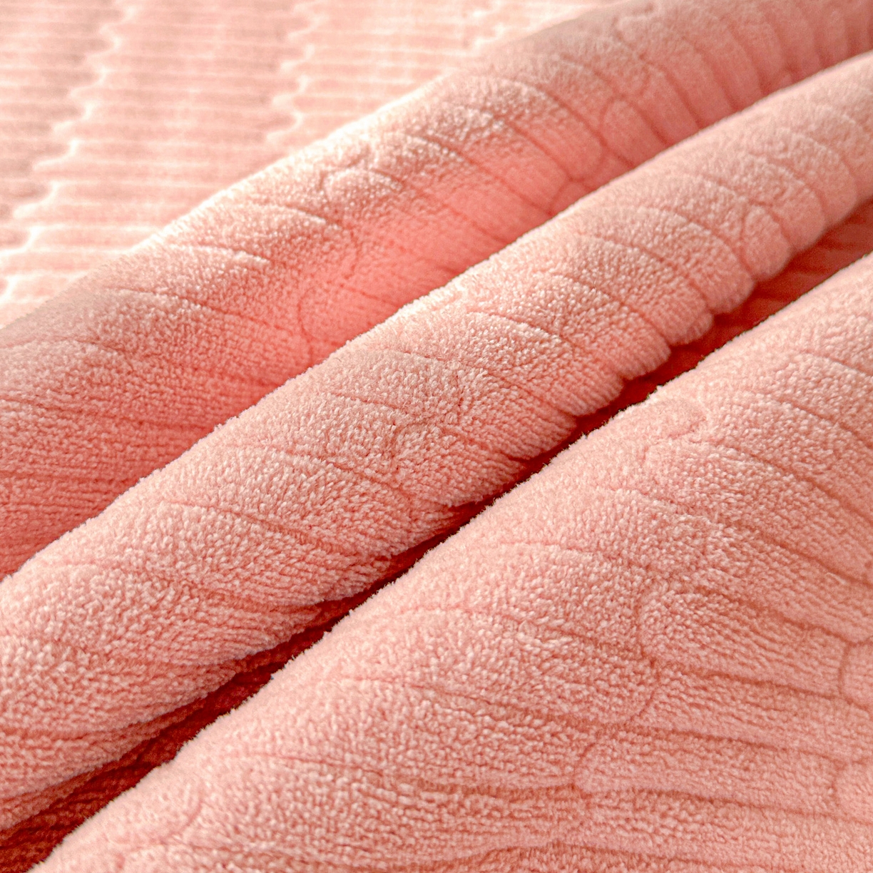 91家纺网 家纺一手货源 找家纺 恒尚居 2026新款A双层纱B牛奶绒床盖双面两用夹棉床单学生床垫床褥子系列二 棒棒糖女孩【A双层纱-B牛奶绒】