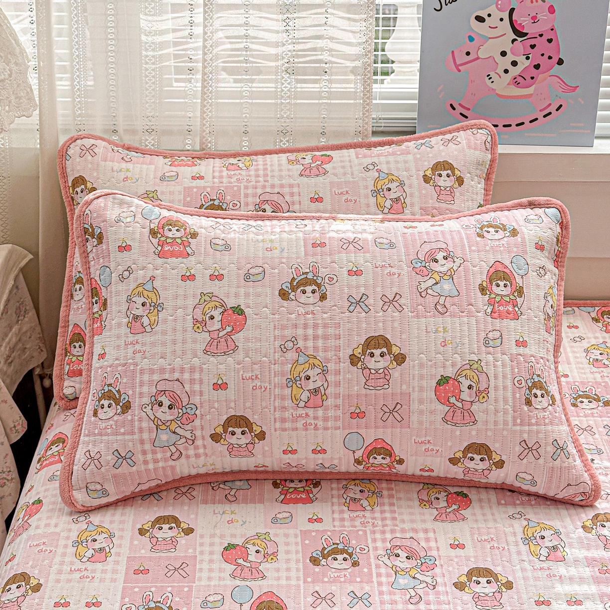 91家纺网 家纺一手货源 找家纺 恒尚居 2026新款A双层纱B牛奶绒床盖双面两用夹棉床单学生床垫床褥子系列二 棒棒糖女孩【A双层纱-B牛奶绒】