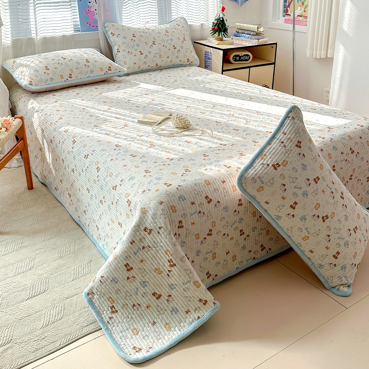 91家纺网 家纺一手货源 找家纺 恒尚居 2026新款A双层纱B牛奶绒床盖双面两用夹棉床单学生床垫床褥子系列二 萌宠乐园【A双层纱-B牛奶绒】