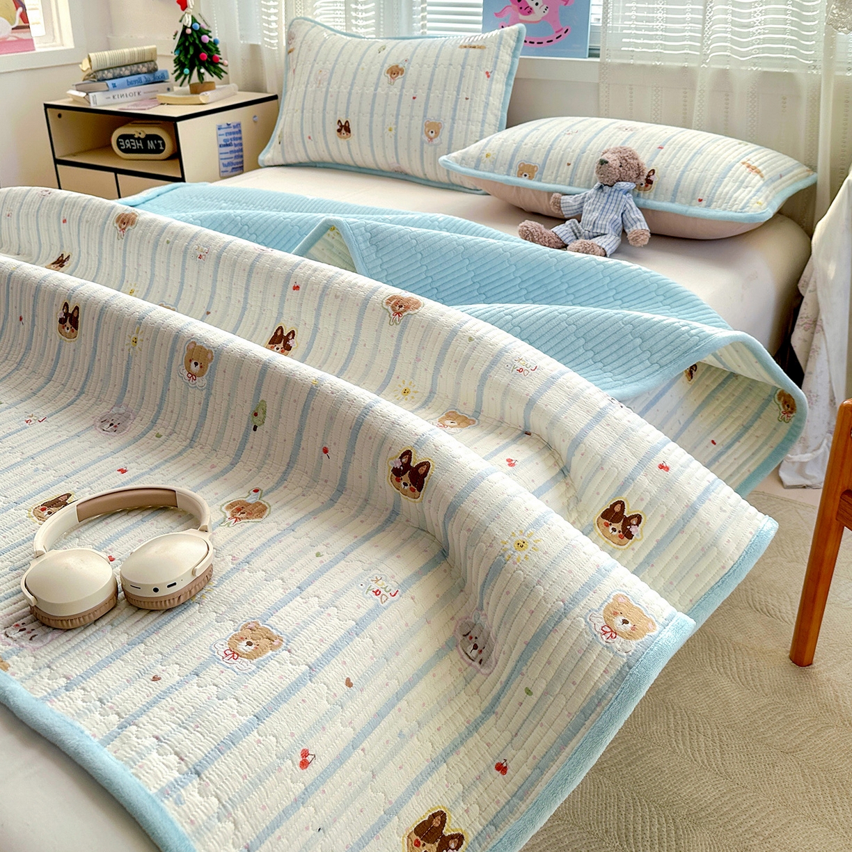 91家纺网 家纺一手货源 找家纺 恒尚居 2026新款A双层纱B牛奶绒床盖双面两用夹棉床单学生床垫床褥子系列二 汪汪队【A双层纱-B牛奶绒】