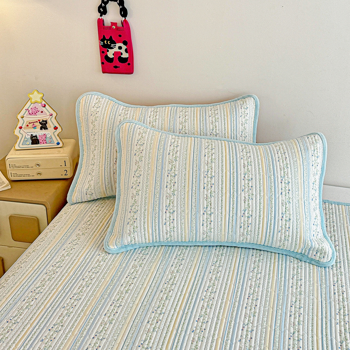 91家纺网 家纺一手货源 找家纺 恒尚居 2026新款A双层纱B牛奶绒床盖双面两用夹棉床单学生床垫床褥子系列二 阳光庄园【A双层纱-B牛奶绒】