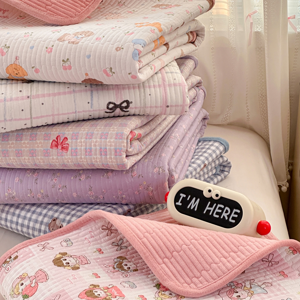 91家纺网 家纺一手货源 找家纺 恒尚居 2026新款A双层纱B牛奶绒床盖双面两用夹棉床单学生床垫床褥子系列二 组合图仅供参考不可下单