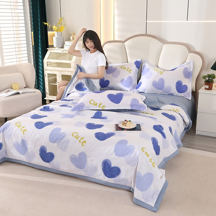 91家纺网 家纺一手货源 找家纺 延遥 2026新款亲肤水洗棉夏被夏凉被夏被四件套 爱心紫