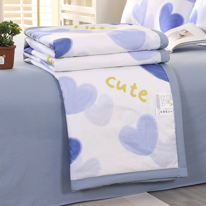 91家纺网 家纺一手货源 找家纺 延遥 2026新款亲肤水洗棉夏被夏凉被夏被四件套 爱心紫