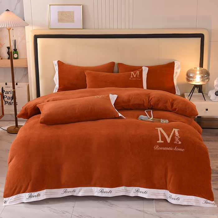 91家纺网 家纺一手货源 找家纺 大米家居 2025新款宽边刺绣牛奶绒四件套-罗曼蒂克系列 罗曼蒂克-奶油橙